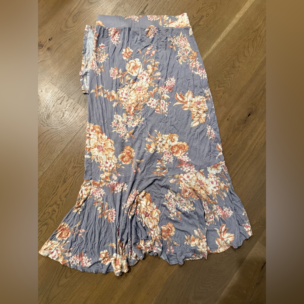 Jessica Simpson Maternity Skirt